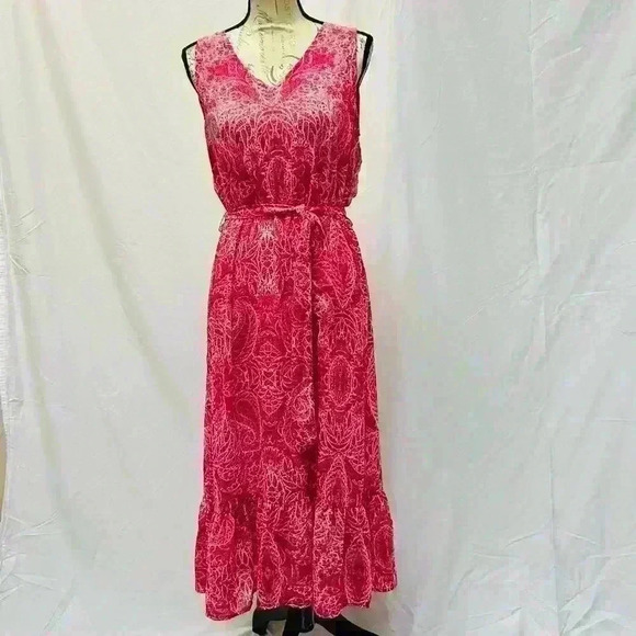 JANE AND DELANCEY Women’s Pink Paisley Maxi
Dress Size Medium - Picture 3 of 14